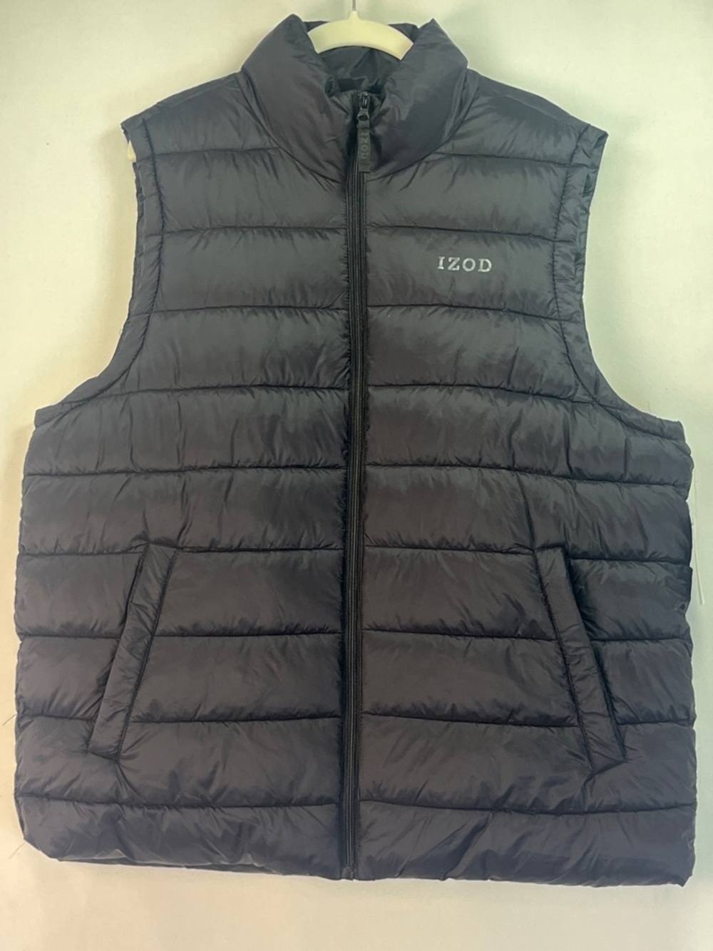 IZOD Men’s Classic Puffer Vest Black Lightweight Water-Resistant Quilted Gilet